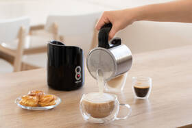 Automatický pěnič mléka Sencor SMF 4000BK 

 obrázek produktu 7 z 11