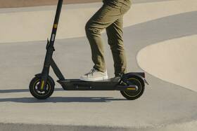 Elektrická koloběžka Segway MAX G2 E 
