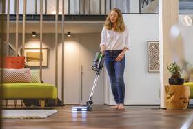 Tyčový vysavač Hoover HF920P 011 
