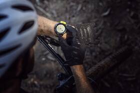 GPS hodinky Suunto 7 - Black Lime - ZÁNOVNÍ - 12 měsíců záruka 

 obrázek produktu 8 z 9