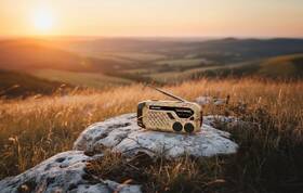 Radiopřijímač Blaupunkt ER10DC Survival hnědý

 obrázek produktu 3 z 5