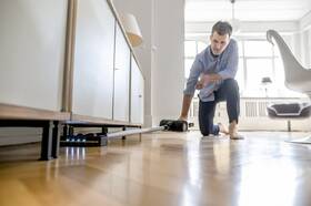 Tyčový vysavač Kärcher VC 7 Cordless bílý

 obrázek produktu 3 z 6