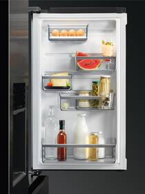 Americká lednice AEG RMB954F9VX nerez

 obrázek produktu 11 z 13