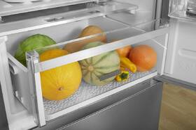 Chladnička s mrazničkou Whirlpool W9 931D B H bronzová barva
