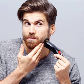 Zastřihovač vousů Imetec GK608 WARM UP černý/červený

 obrázek produktu 23 z 28
