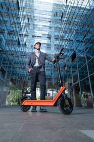 Elektrická koloběžka MS ENERGY E-21 oranžová

 obrázek produktu 10 z 24