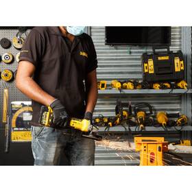 Úhlová bruska akumulátorová Dewalt DCG405P2 (s baterií) 

 obrázek produktu 6 z 9