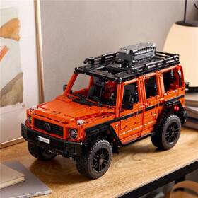 Stavebnice LEGO® Technic 42177 Mercedes-Benz G 500 PROFESSIONAL Line 

 obrázek produktu 3 z 8