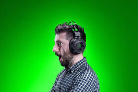 Headset Razer Nari Ultimate pro Xbox One černý/zelený

 obrázek produktu 8 z 8