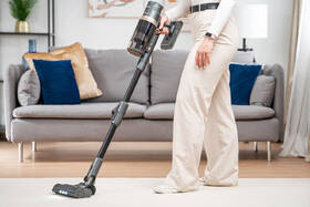 Tyčový vysavač Zelmer ZSVC912BF PET 2v1 černý/zlatý

 obrázek produktu 16 z 25