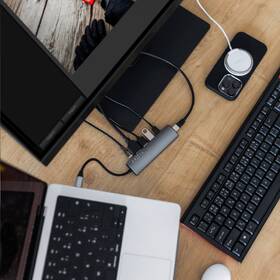 Bezdrátová nabíječka FIXED MagPad s podporou uchycení MagSafe a stojánkem, 15W bílá

 obrázek produktu 11 z 12