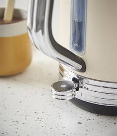 Rychlovarná konvice RUSSELL HOBBS 28640-70 Hanley Jasmine krémová

 obrázek produktu 17 z 18
