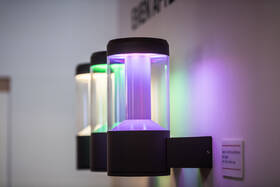 Nástěnné svítidlo LEDVANCE SMART+ Modern Lantern Multicolor Wall černá barva
