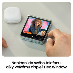 Mobilní telefon Samsung Galaxy Z Flip5 5G 8 GB / 512 GB grafitový

 obrázek produktu 3 z 16