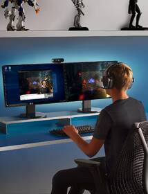 Webkamera Logitech BRIO 4K Stream Edition černá

 obrázek produktu 7 z 8