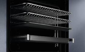 Trouba Electrolux EOB9S31WX černá/nerez

 obrázek produktu 11 z 19