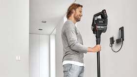 Tyčový vysavač Bosch BCS82BL24 (s baterií) černý

 obrázek produktu 9 z 22