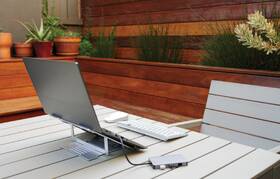 Stojánek KENSINGTON Easy Riser™ Aluminium na notebook a tablet stříbrná

 obrázek produktu 7 z 8