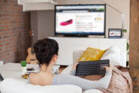 Klávesnice Logitech K400 Plus, US 

 obrázek produktu 5 z 9