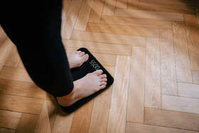 Osobní váha TrueLife FitScale W1 BT Black černá

 obrázek produktu 6 z 7