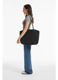 Taška tomtoc Versatile - T23 Laptop Tote Bag L černá

 obrázek produktu 16 z 18
