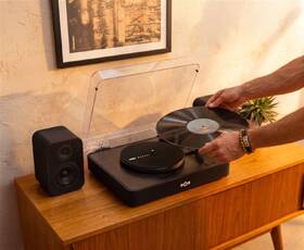 Gramofon Marley Revolution černý

 obrázek produktu 3 z 7