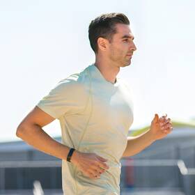 Fitness náramek Fitbit Inspire HR - Black 

 obrázek produktu 8 z 8