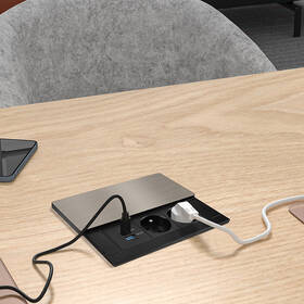 Zásuvkový modul Solight 2 zásuvky, USB-A, USB-C, PD 20W, s posuvným krytem, 2 m stříbrný

 obrázek produktu 4 z 6