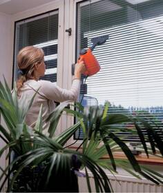 Parní čistič Concept CP-1001 oranžový

 obrázek produktu 3 z 7