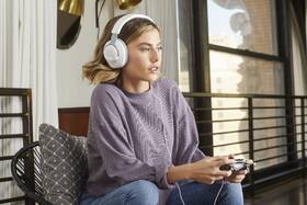 Headset JBL Quantum 100 bílý

 obrázek produktu 12 z 12