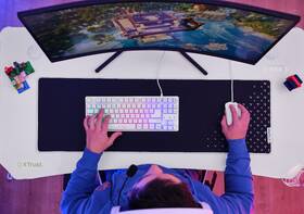 Herní stůl Trust GXT 709W Luminus RGB bílý

 obrázek produktu 12 z 18