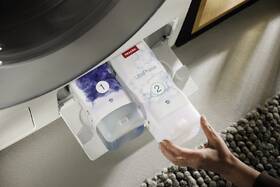 Prací prostředek Miele Set UltraPhase 1+2 (6 ks, 8,4 l) 

 obrázek produktu 3 z 5