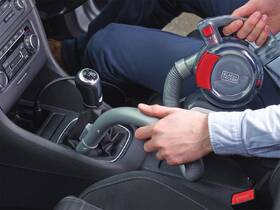 Vysavač do auta Black-Decker PD1200AV 

 obrázek produktu 2 z 5