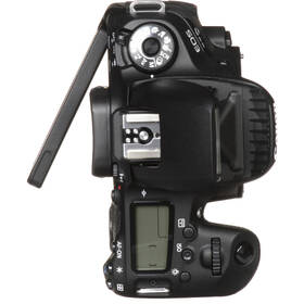 Digitální fotoaparát Canon 77D + 18-55 IS STM černý

 obrázek produktu 6 z 13
