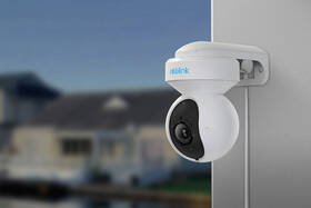 IP kamera Reolink E1 Outdoor bílá barva
