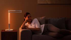 Stolní LED lampička Dyson Solarcycle Morph CD06, 14,3W, stmívání, PIR stříbrná/bílá

 obrázek produktu 7 z 8