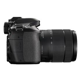 Digitální fotoaparát Canon 80D + 18-135 IS USM černý

 obrázek produktu 7 z 13