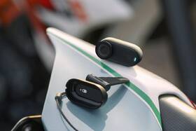 Outdoorová kamera Insta360 GO 3S 128 GB Motorcycle In-Helmet POV Bundle černý

 obrázek produktu 19 z 19