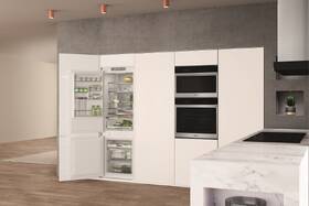 Chladnička s mrazničkou Whirlpool WHC18 T574 P bílá

 obrázek produktu 8 z 10