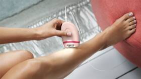 Epilátor Philips BRE285/00 růžový

 obrázek produktu 6 z 10