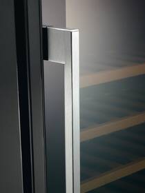 Vinotéka AEG SWB66001DG černá

 obrázek produktu 5 z 7