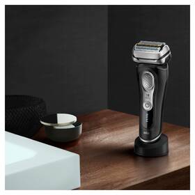 Holicí strojek Braun 9340s 

 obrázek produktu 4 z 8