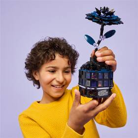 Stavebnice LEGO® Wednesday 76784 Černá jiřina 

 obrázek produktu 5 z 9