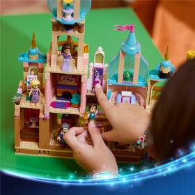 Stavebnice LEGO® │ Disney 43297 Zámek princezny Lociky 

 obrázek produktu 5 z 8
