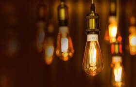 Chytrá žárovka Yeelight Smart Filament ST64, E27, 6W, teplá bílá 

 obrázek produktu 4 z 4