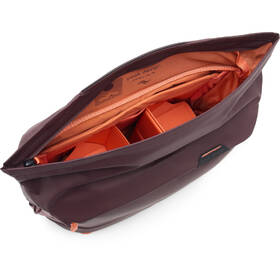 Taška Peak Design Everyday Tote 15L (v2) vínová

 obrázek produktu 1 z 8