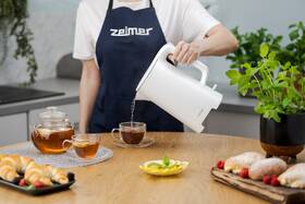 Rychlovarná konvice Zelmer ZCK8040 bílá

 obrázek produktu 5 z 7