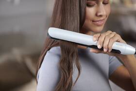 Žehlička na vlasy Philips BHS520/00 

 obrázek produktu 2 z 5