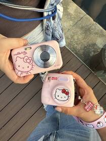 Digitální fotoaparát Yashica x Hello Kitty Mini Digital Camera růžový

 obrázek produktu 8 z 12