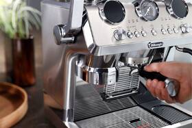 Pákový kávovar De'Longhi EC 9885.M nerez

 obrázek produktu 9 z 12